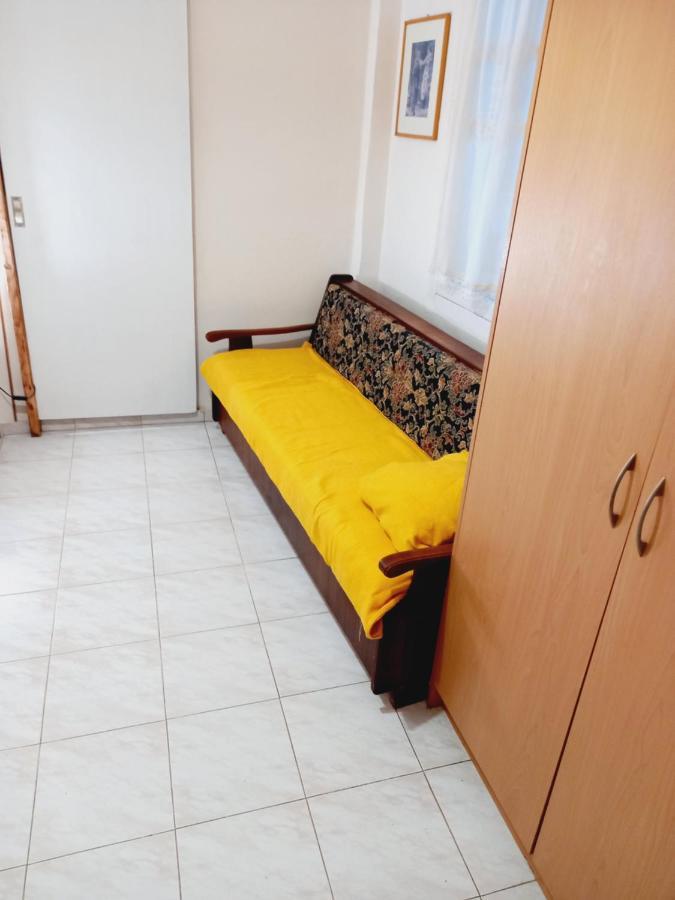 Στην Αυλή Της Ράχης Apartment Kalamata Ngoại thất bức ảnh